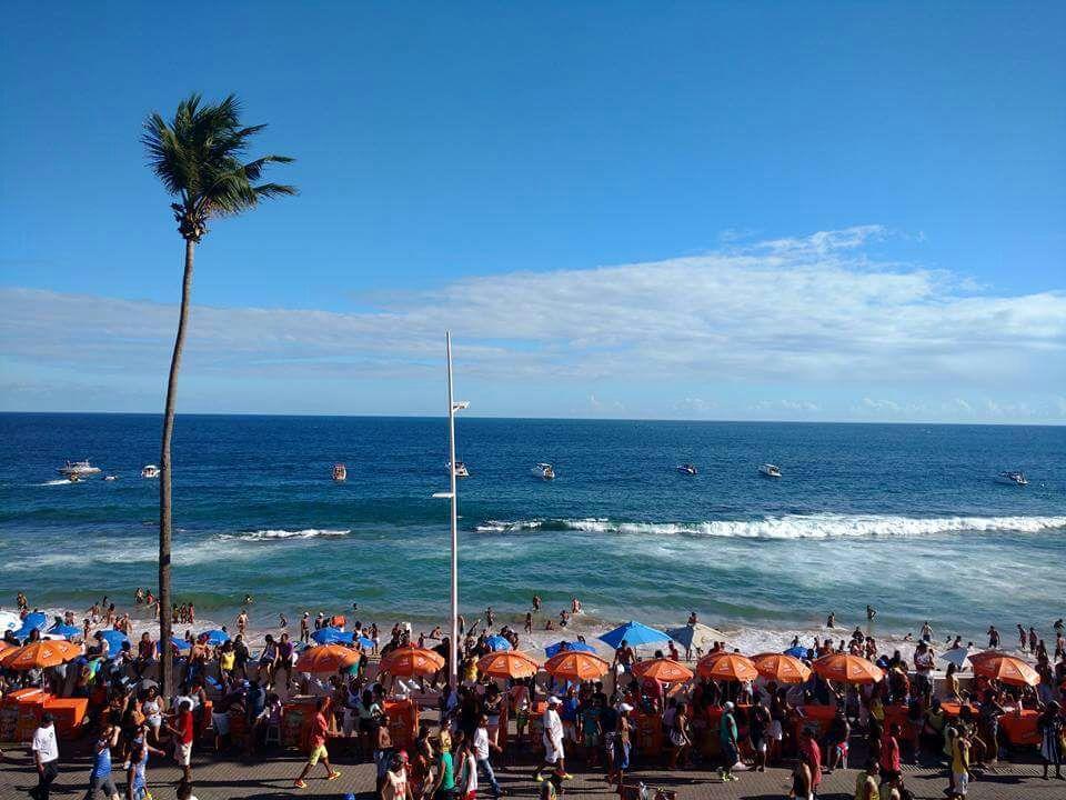 Flat Na Avenida Oceanica Lägenhet Salvador Exteriör bild